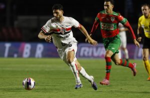 Saiba como assistir a todos os jogos no Brasil nesta segunda-feira (26)
