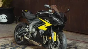 Triumph lança Daytona 660 Cup Limited Edition no Brasil com apenas 60 unidades numeradas