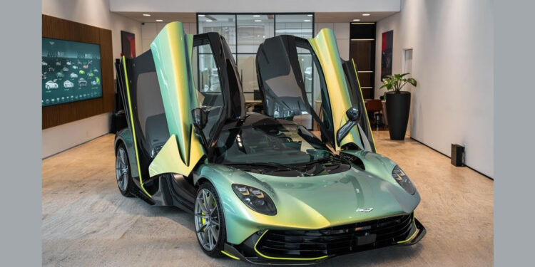 Aston Martin Valhalla