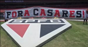 São Paulo tem novos protestos contra Casares