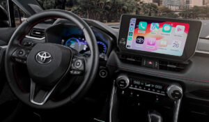 Novo Toyota RAV4 chega com tecnologia Snapdragon e promete experiência inteligente e conectada