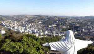 Serra Negra se destaca como destino de bem-estar no interior paulista com águas minerais e natureza