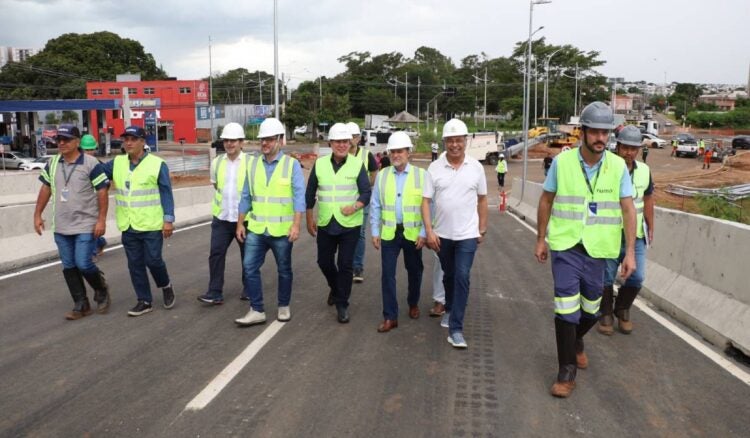 Obras do Viaduto da Vila Real