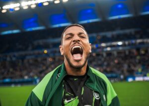Corinthians quer cria do Flamengo para reforçar o elenco