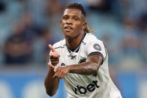 Palmeiras busca contratação de Danilo