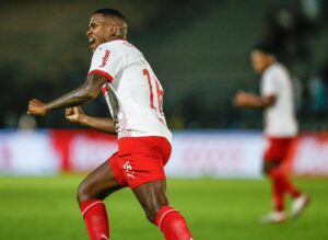 Bragantino reage e tenta reduzir punição a zagueiro por fala machista