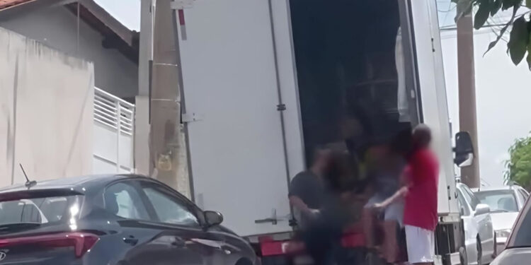 Caminhão roubado é abandonado em Hortolândia e mobiliza helicóptero Águia