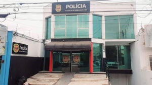 Ataque a faca em Sumaré deixa mulher e criança gravemente feridas dentro de residência