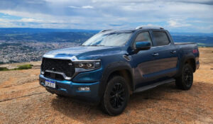 Foton Tunland V9 estreia no Brasil com diesel híbrido leve 48V e porte próximo das full size