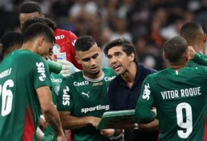 Abel Ferreira tem 58,9% de aproveitamento contra rivais em clássicos
