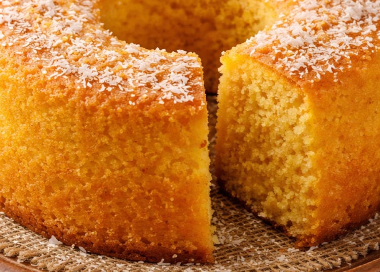 bolo de flocão de milho