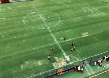 São Paulo: Condições precárias do CFA Cotia irritaram Crespo