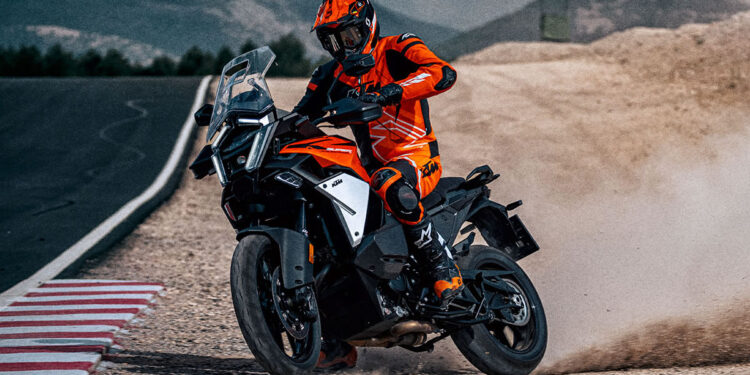 KTM 1390 Super Adventure S EVO
