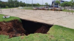 Obra para conter erosão no Parque Lago da Fé é iniciada