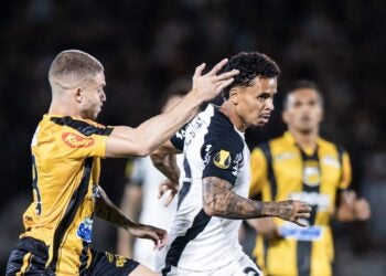 Corinthians perde para o Novorizontino e está eliminado do Paulistão