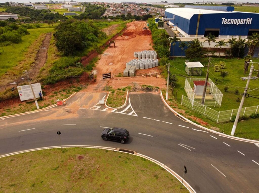Prolongamento da avenida Panaíno