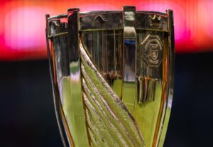 Saiba como assistir a todos os jogos no Brasil neste domingo (8)