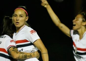 Saiba como assistir a todos os jogos no Brasil nesta segunda-feira (23)