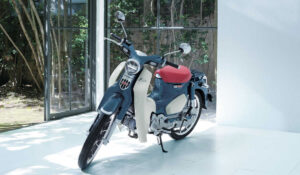 Honda Super Cub C125 2026 promete 67 km/l