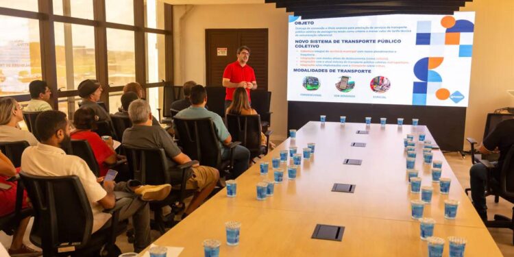 Transporte sob demanda por aplicativo