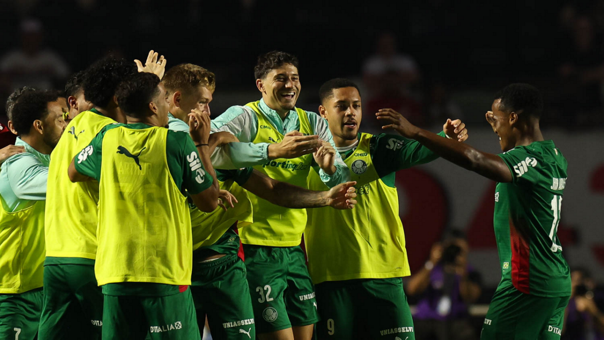 Palmeiras arias