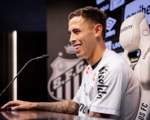 Reforço do Santos promete esforço e ajuda defensiva