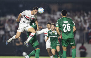 Calleri relembra título e lamenta tabu: “Jogou como sempre”