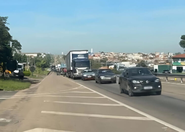 Acidente na SP-101 deixa dois feridos em Hortolândia