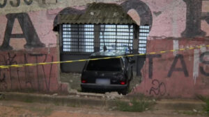 Escola Maria Rita é invadida por carro em Hortolândia