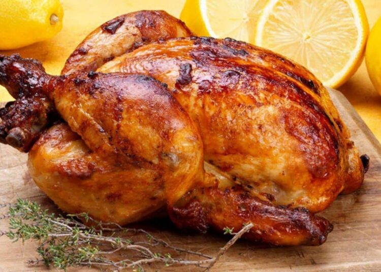 Frango assado com chimichurri: receita completa