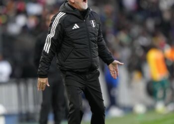 Corinthians Peru Mano Menezes