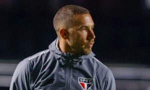 São Paulo divulga saída de Allan Barcellos