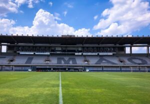 Corinthians é liberado para mandar jogos na Fazendinha