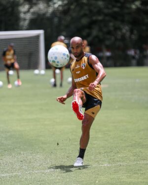 São Paulo e Lucas tomam decisão por renovação