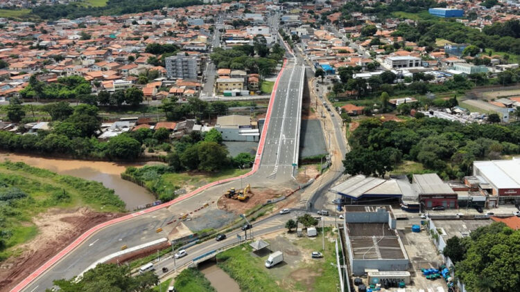 Bloqueios no Viaduto da Vila Real são adiados por causa das chuvas em Hortolândia