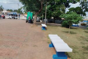 Praça da Matriz na Vila Real recebe ações de zeladoria e manutenção