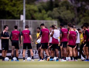 Confira a provável escalação do Corinthians x Santa Fé