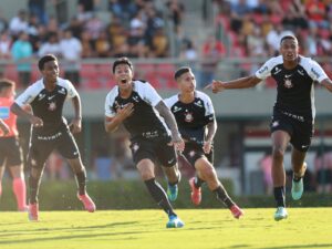 Sub-20: São Paulo é derrotado pelo Corinthians na estreia de Júlio Baptista