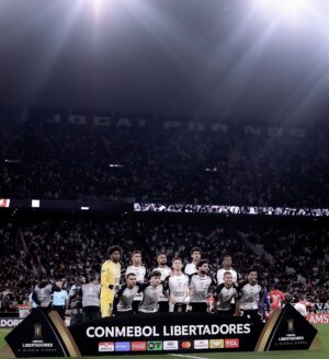 Corinthians tem Lingard como dupla de ataque de Yuri; veja o time