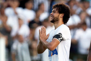 Ex-capitão do Santos anuncia aposentadoria