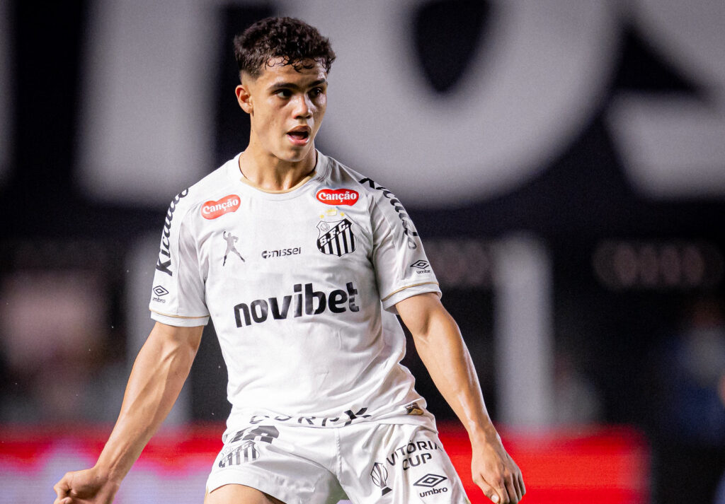 Santos Gustavo Henrique