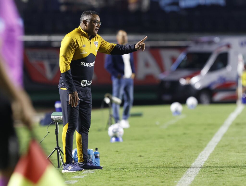 são Paulo roger machado