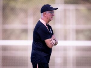 São Paulo contrata Dorival Júnior
