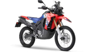 Honda CRF 300L Rally 2026 aposta em autonomia e versatilidade