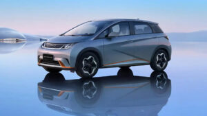 BYD Dolphin 2027 chega com mais potência e novo visual