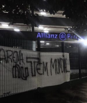 Provocação da torcida do Corinthians viraliza: “Nu tem Mundial”