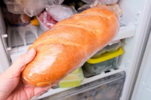 Pão congelado: veja por quanto tempo pode durar
