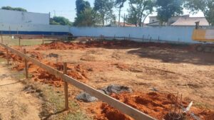 Duas escolas municipais de Hortolândia ganham quadras poliesportivas cobertas