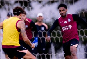 Corinthians se reapresenta ainda sob comando do técnico do Sub-20