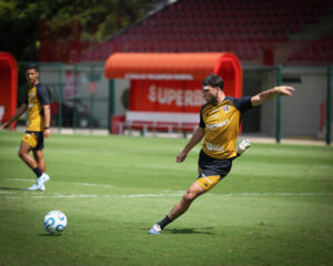 São Paulo: Sequência ruim de Calleri atrapalha Roger Machado